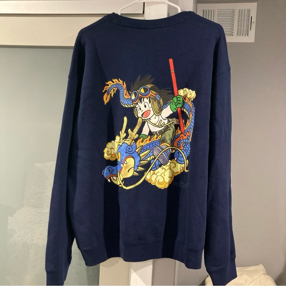 Limited Edition Dragonball Uniqlo Crewneck Sweater 🐉